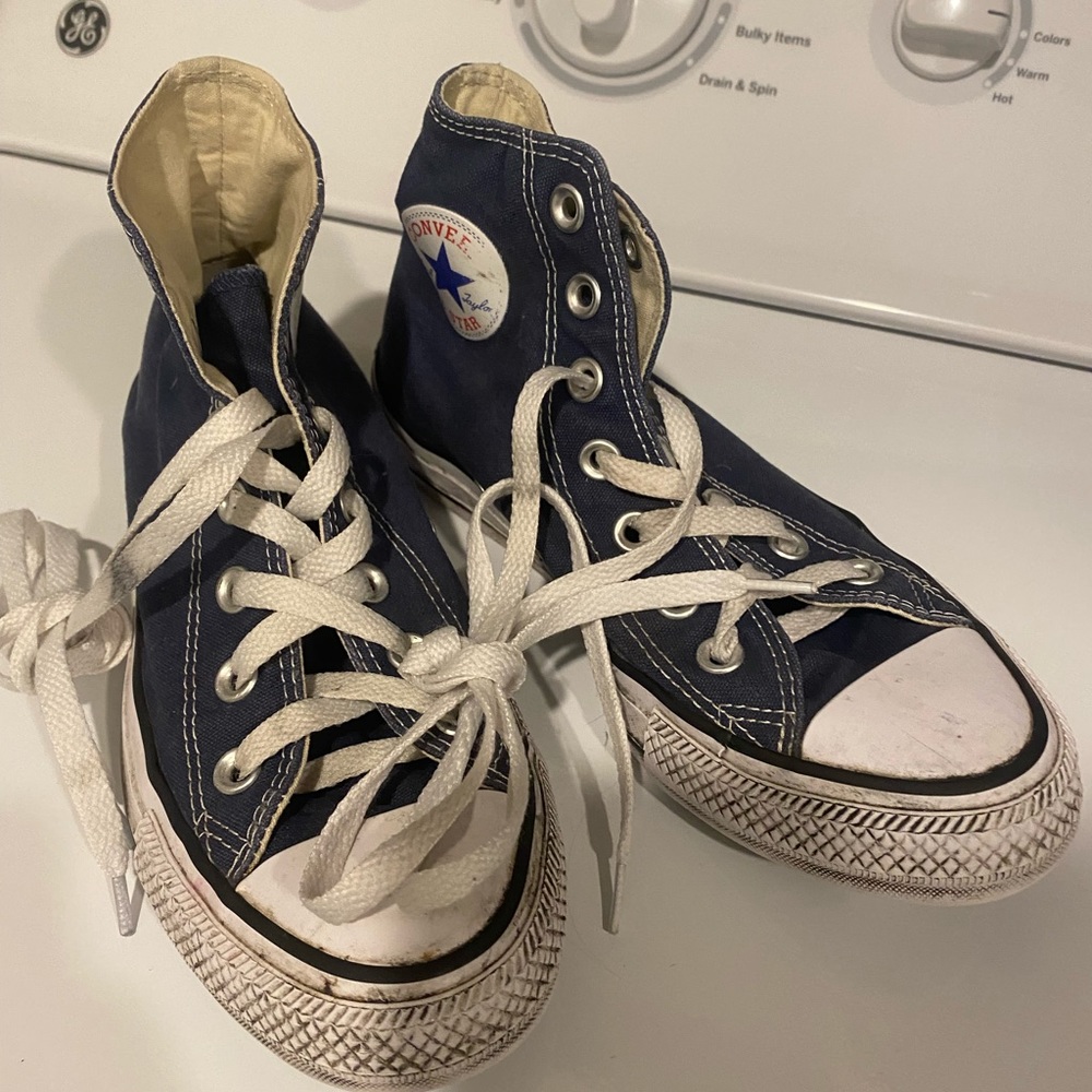 Navy blue high top converse